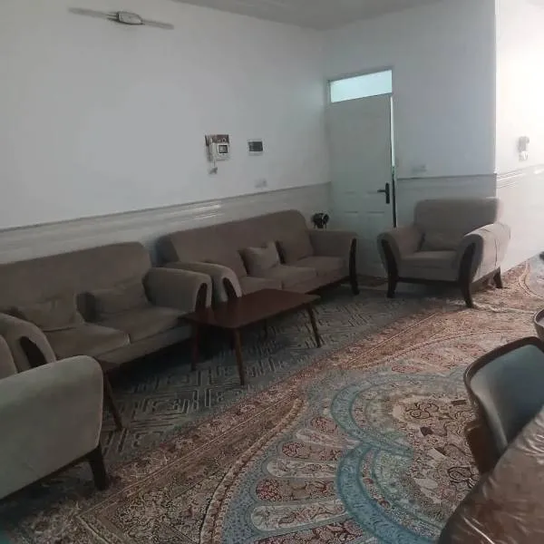 منزل اجاره ای زاویه خیابان سعدی