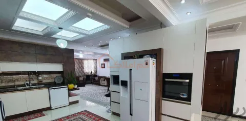 آپارتمان · 213 متر