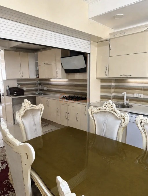 تکواحدی 240 متر صدوقی
