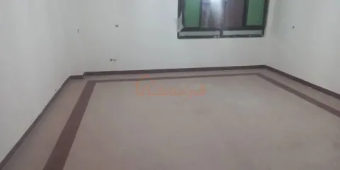 واحد ۸۵ متری با پارکینگ