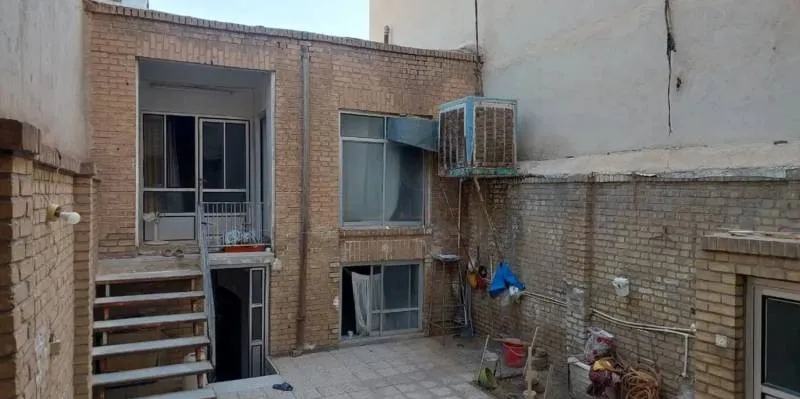 فروش خانه ویلایی قدیمی با موقعیت عالی‌ دورشهر