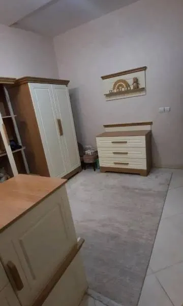 واحد 114 متر غرق نور