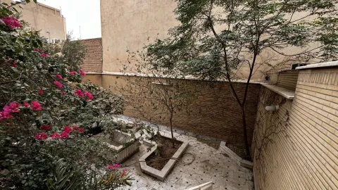 ویلایی سه طبقه