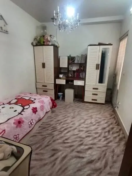 واحد ۸۰ متری غرق نور