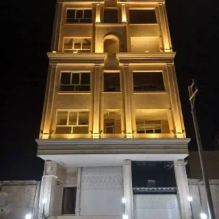 فروش آپارتمان ۱۸۰ متری سه خوابه در صفاشهر قم