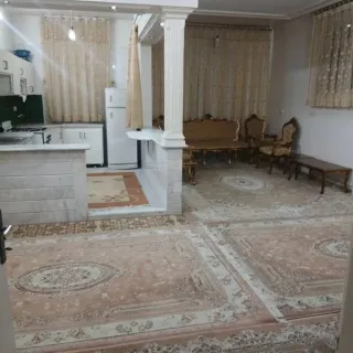 فروش خانه ویلایی 105 متری دونبش و حیاط دار در زنبیل آباد قم