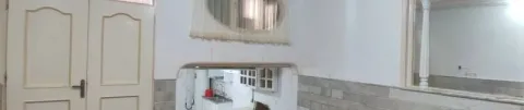 رهن و اجاره زیرزمین ۱۰۰ متری با نورگیر گلخانه‌ای در زنبیل آباد قم