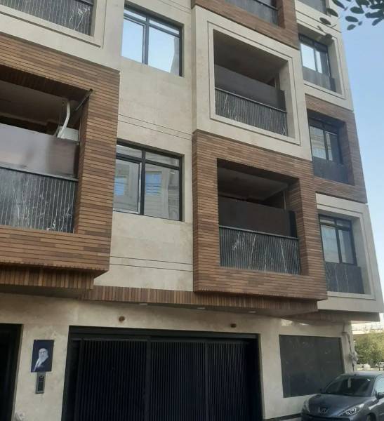 اپارتمان نوساز  ۱۷۱ متری حائری ۵