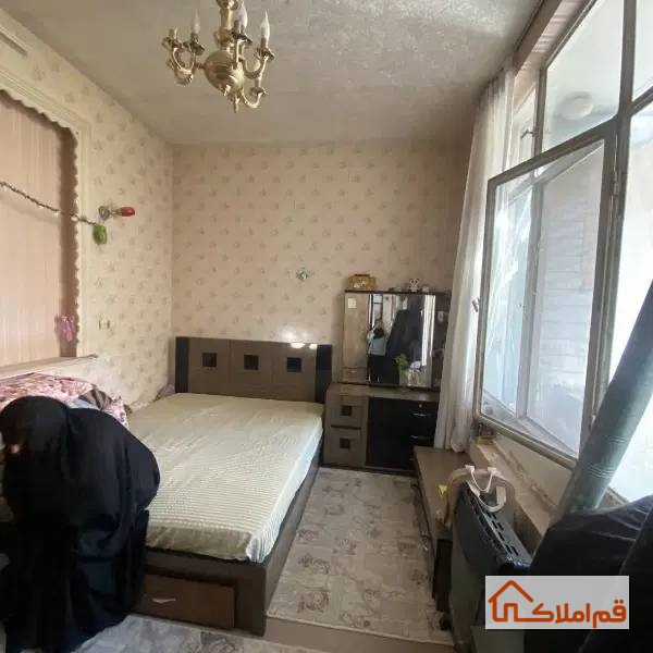 سمیه ۷۵ متری دربست