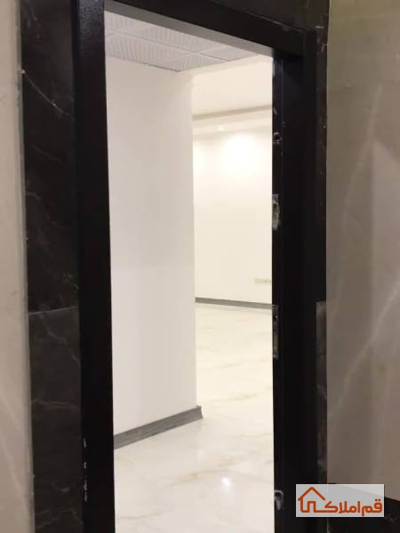 آپارتمان ۱۴۰ متری در زعفرانیه