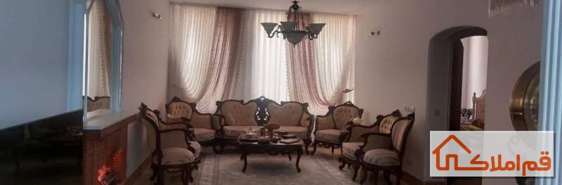 ویلایی عزیزی ۱۸۲ متر همکف و بالا