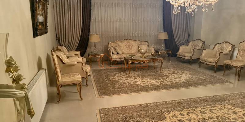 آپارتمان تک واحد ۴ خوابه جمهوری حافظ