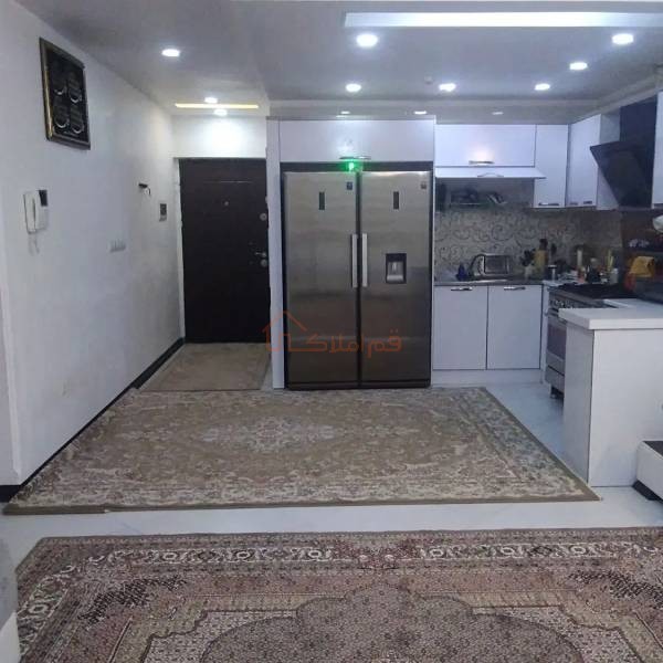 واحد۸۳ متری زیبا در برج هنرستان