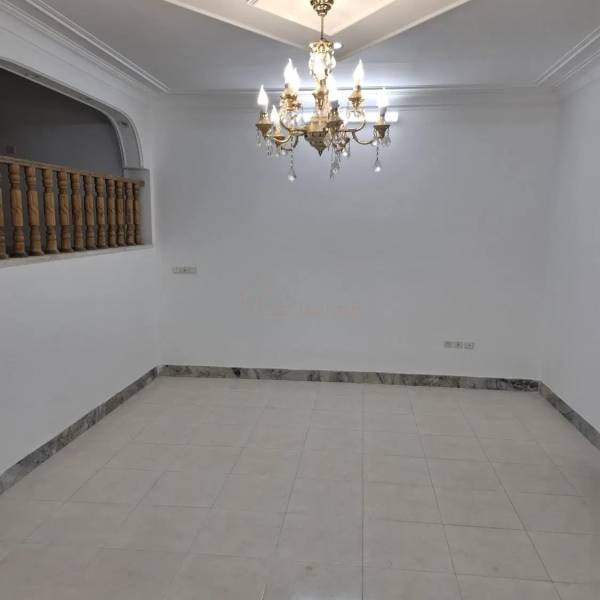 خانه ویلایی همکف حیاط دار