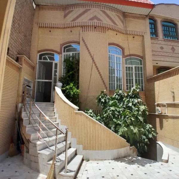 دوطبقه ۲۰ متری امام حسین