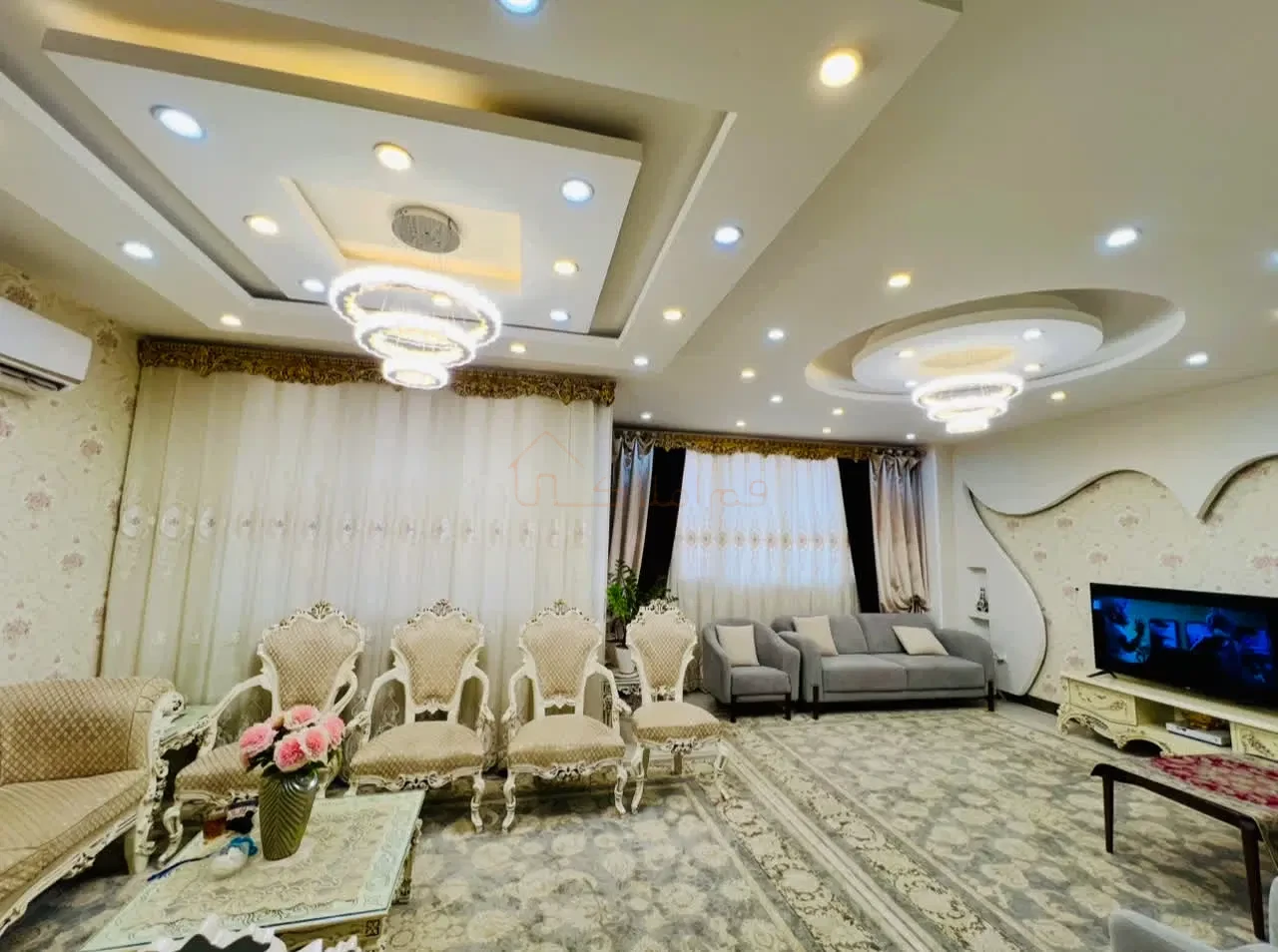 اپارتمان ۱۱۰ متری تک واحدی دو خوابه در فراشاهی