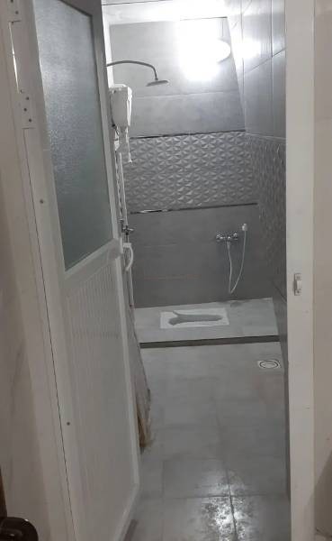 زیر زمین 100متری